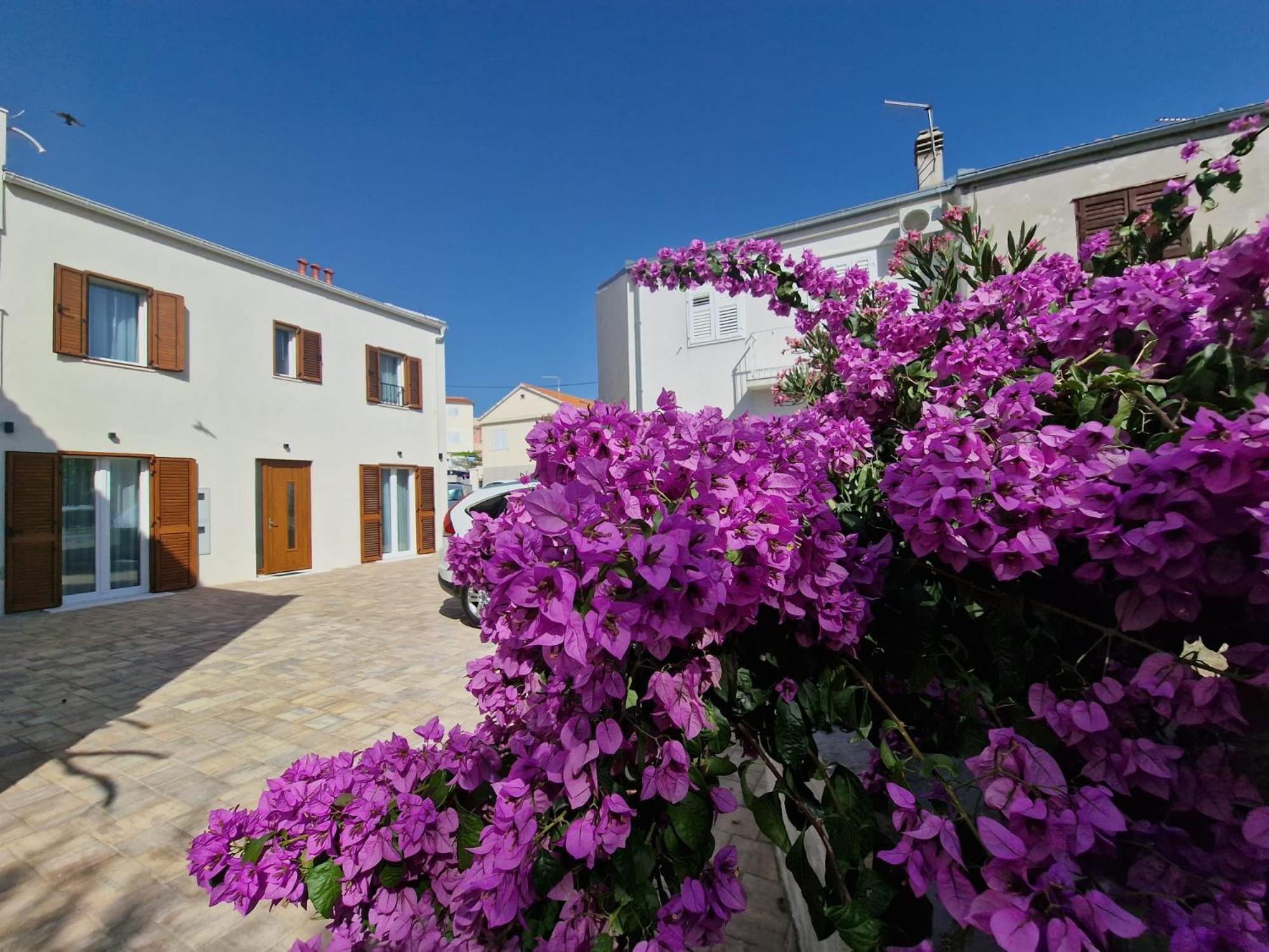 Apartments Miamare 2 Primosten Exterior photo