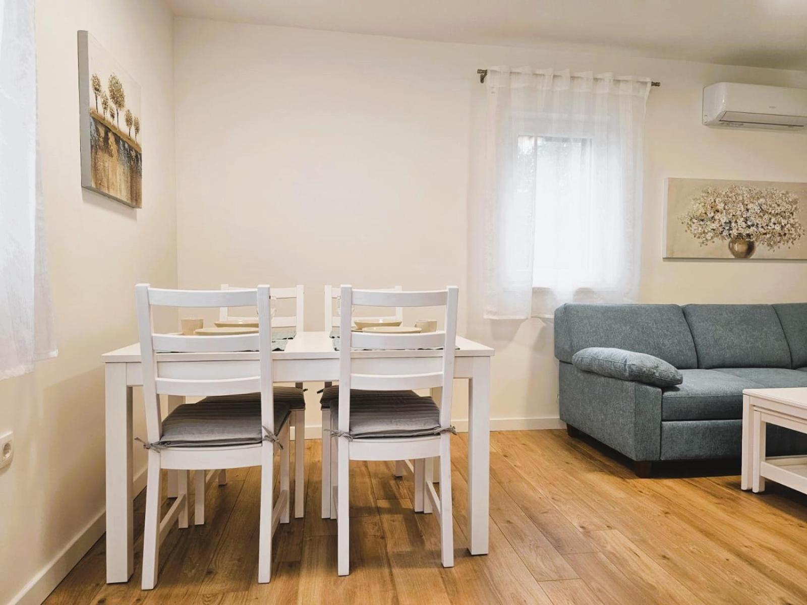 Apartments Miamare 2 Primosten Room photo
