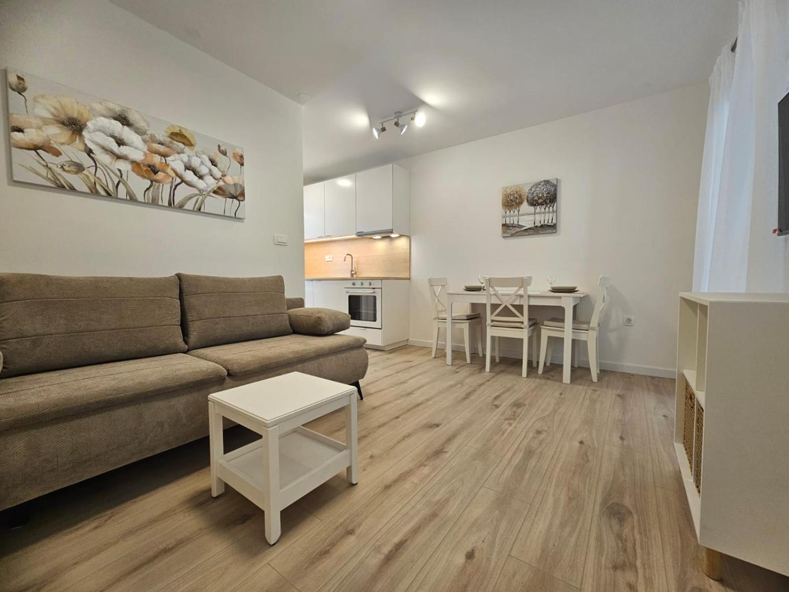 Apartments Miamare 2 Primosten Exterior photo